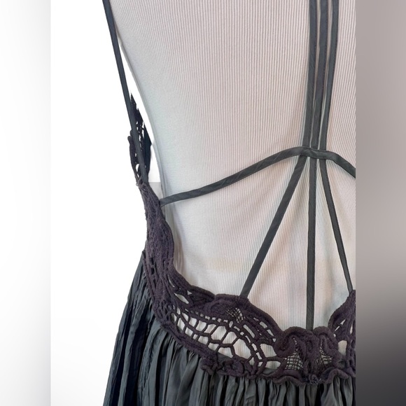 SOLD OUT ♥️ Free People Breathless Gray Crochet Strappy Back Babydoll Mini Dress - Picture 11 of 16